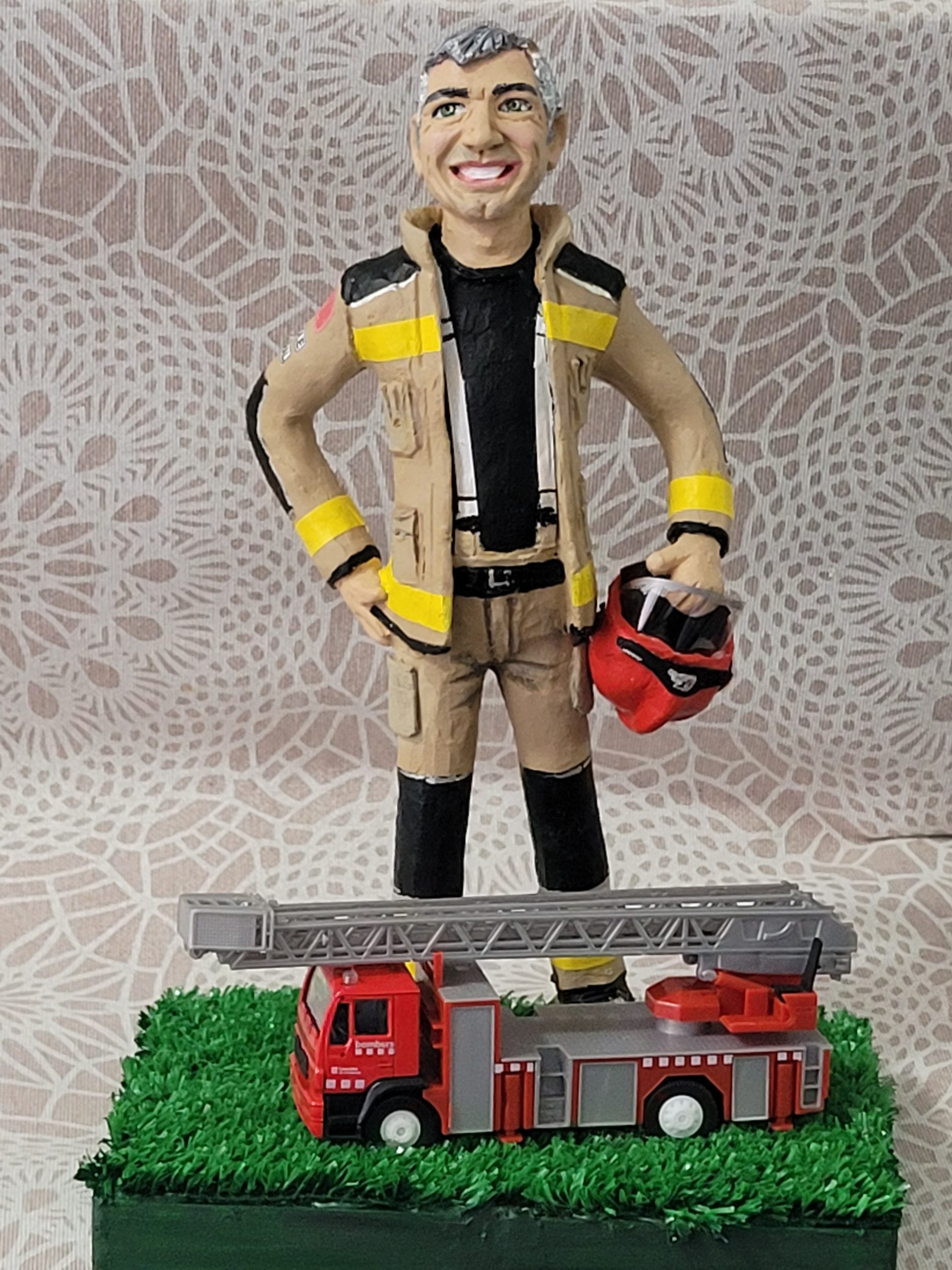 FIGURES personalitzades - Imagen 4